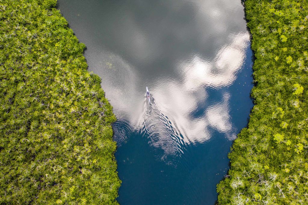 Mandara kayak éco-tourisme